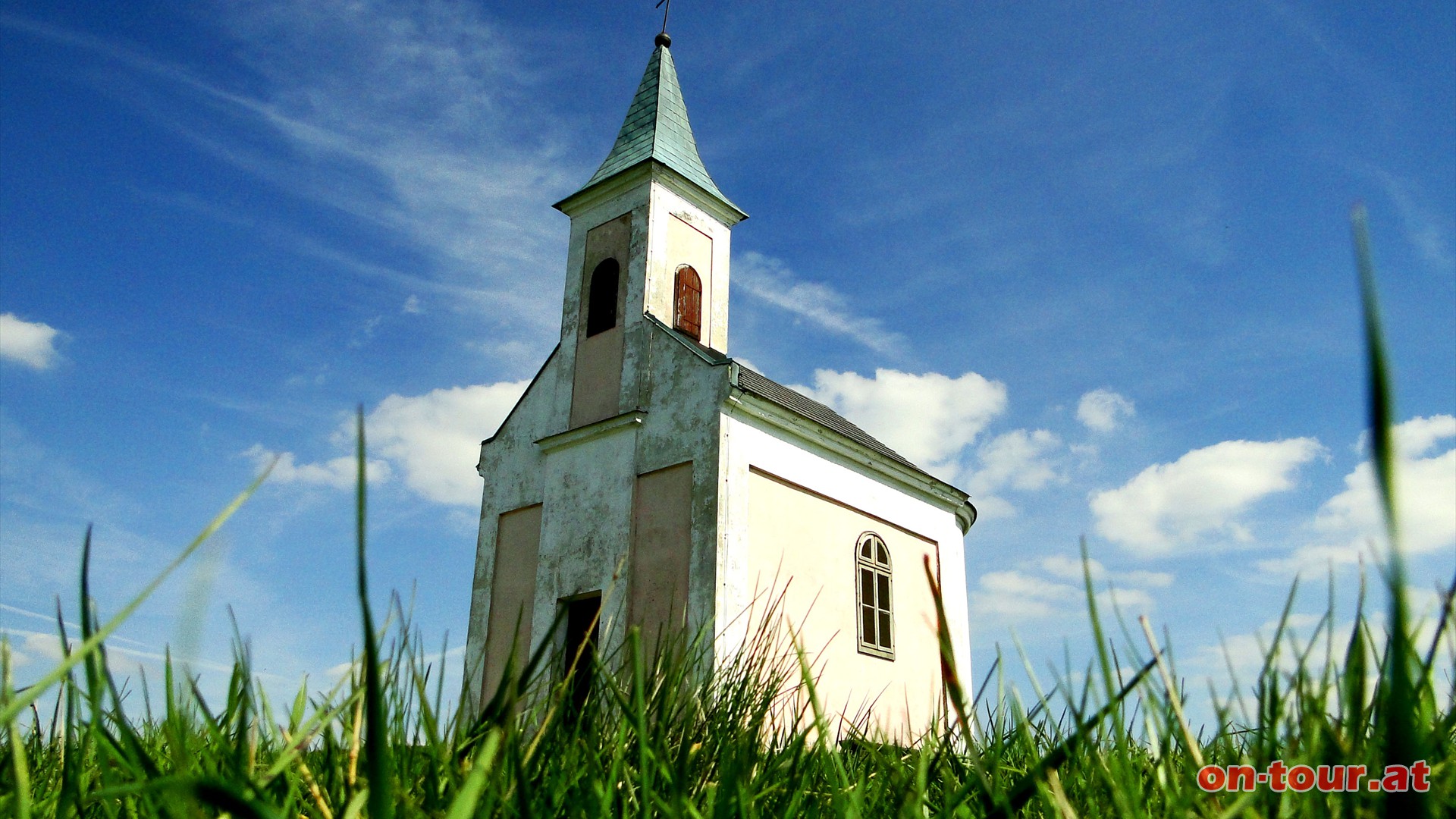 Die heutige Kapelle am Michelberg stammt aus dem Jahr 1867. Sie wurde -als in Kriegsnot gelobte Gedchtniskapelle- gebaut.