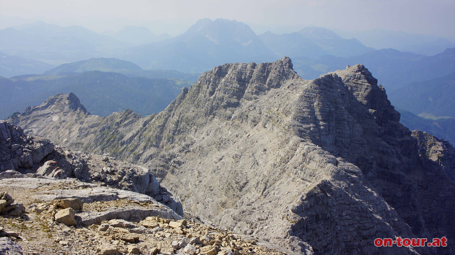 Im Westen die Hornsammlung am Nuaracher Hhenweg: Rothorn, Rothrnl, Ulrichshorn