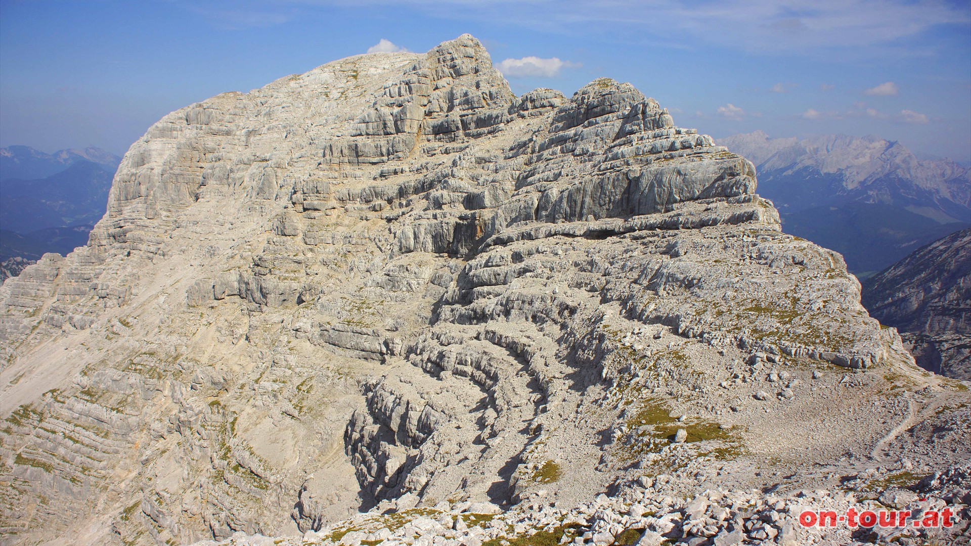 Ebenso ein dominanter Steinberg; das Breithorn.