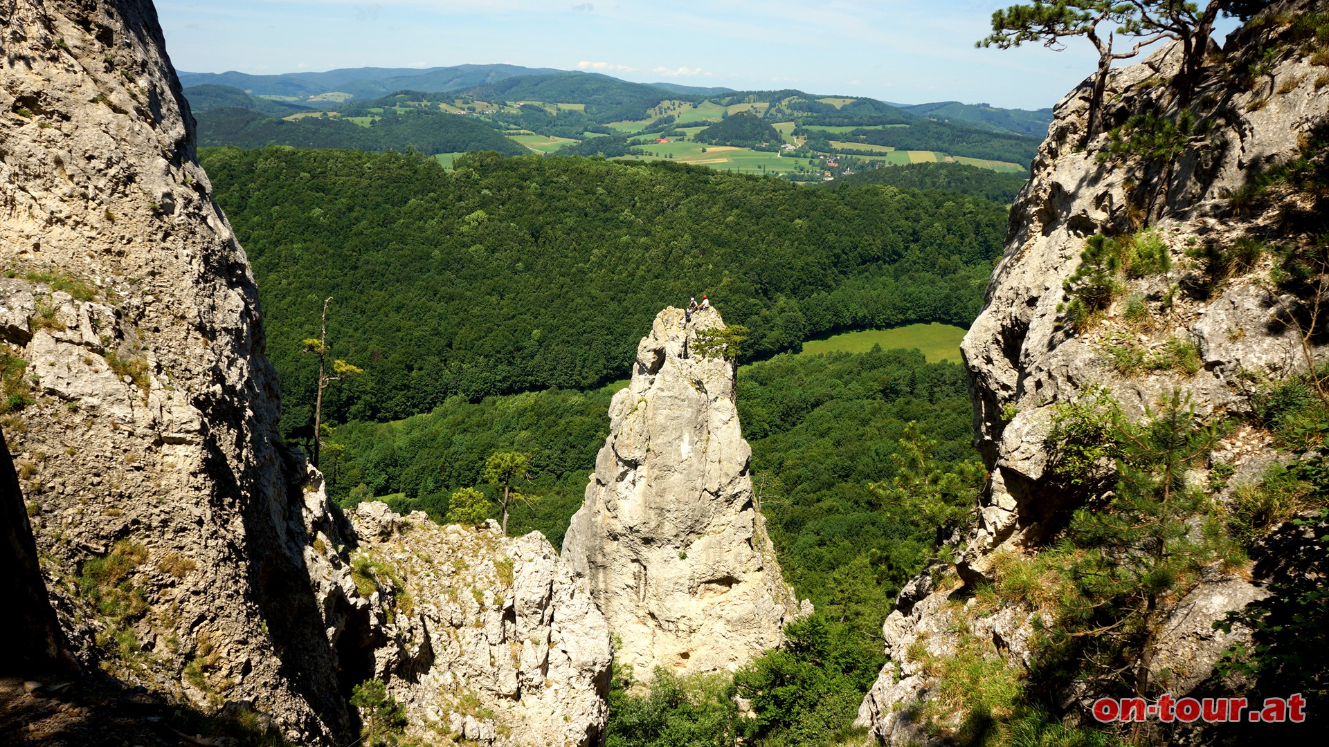 Blick zum freistehenden Cimone.