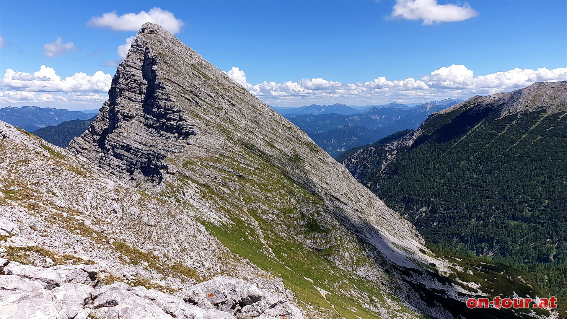 Peternscharte mit Planspitze.