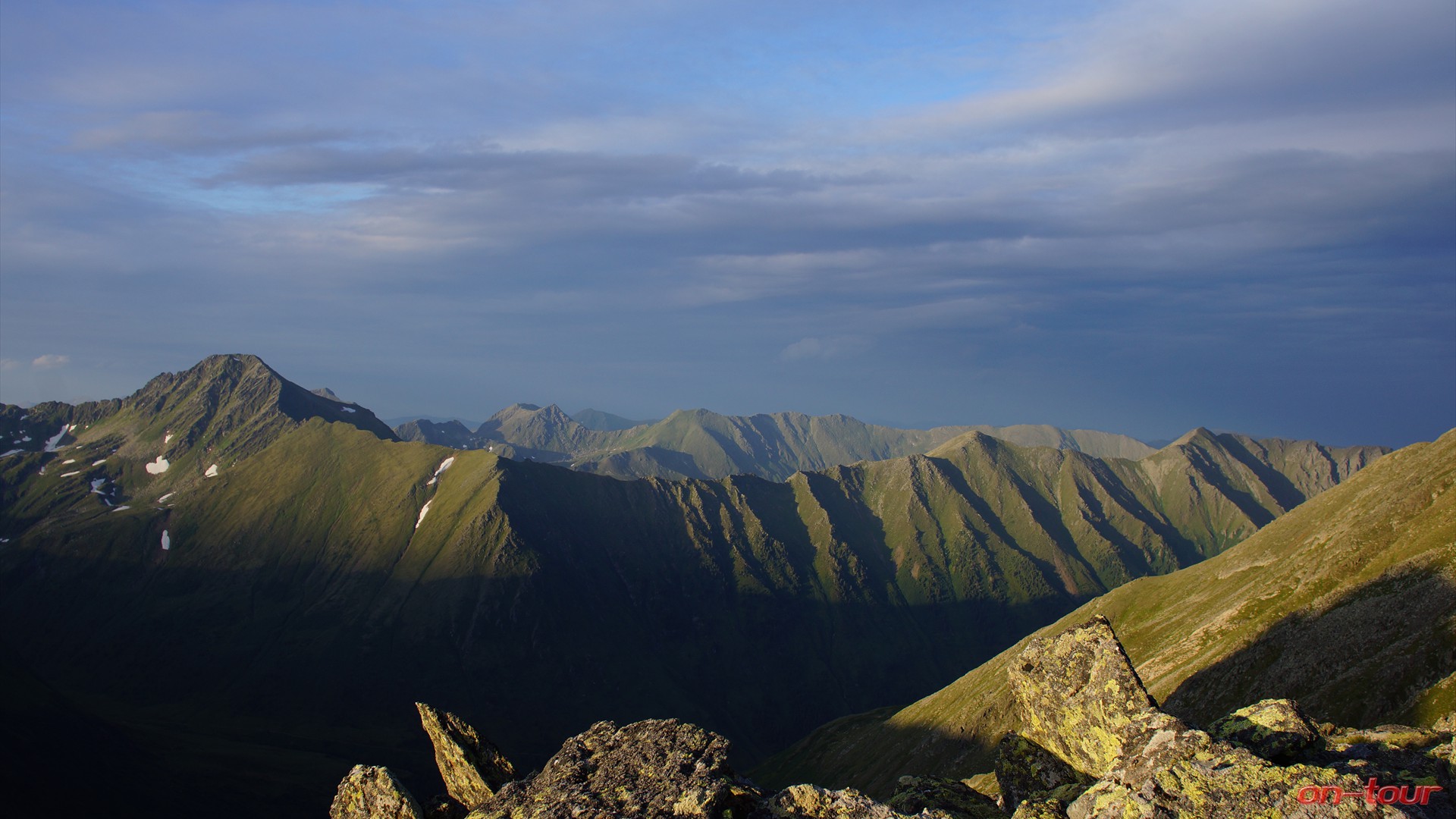 Wlzer Tauern, Schoberspitze (li.)