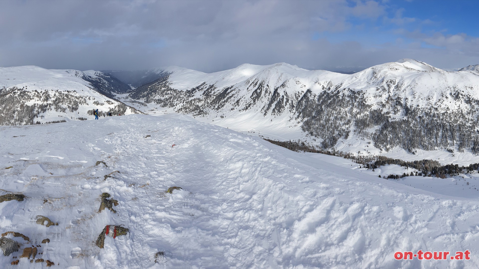 Sauereggnock; N-Panorama. Abfahrt ber die Sdwestflanke.