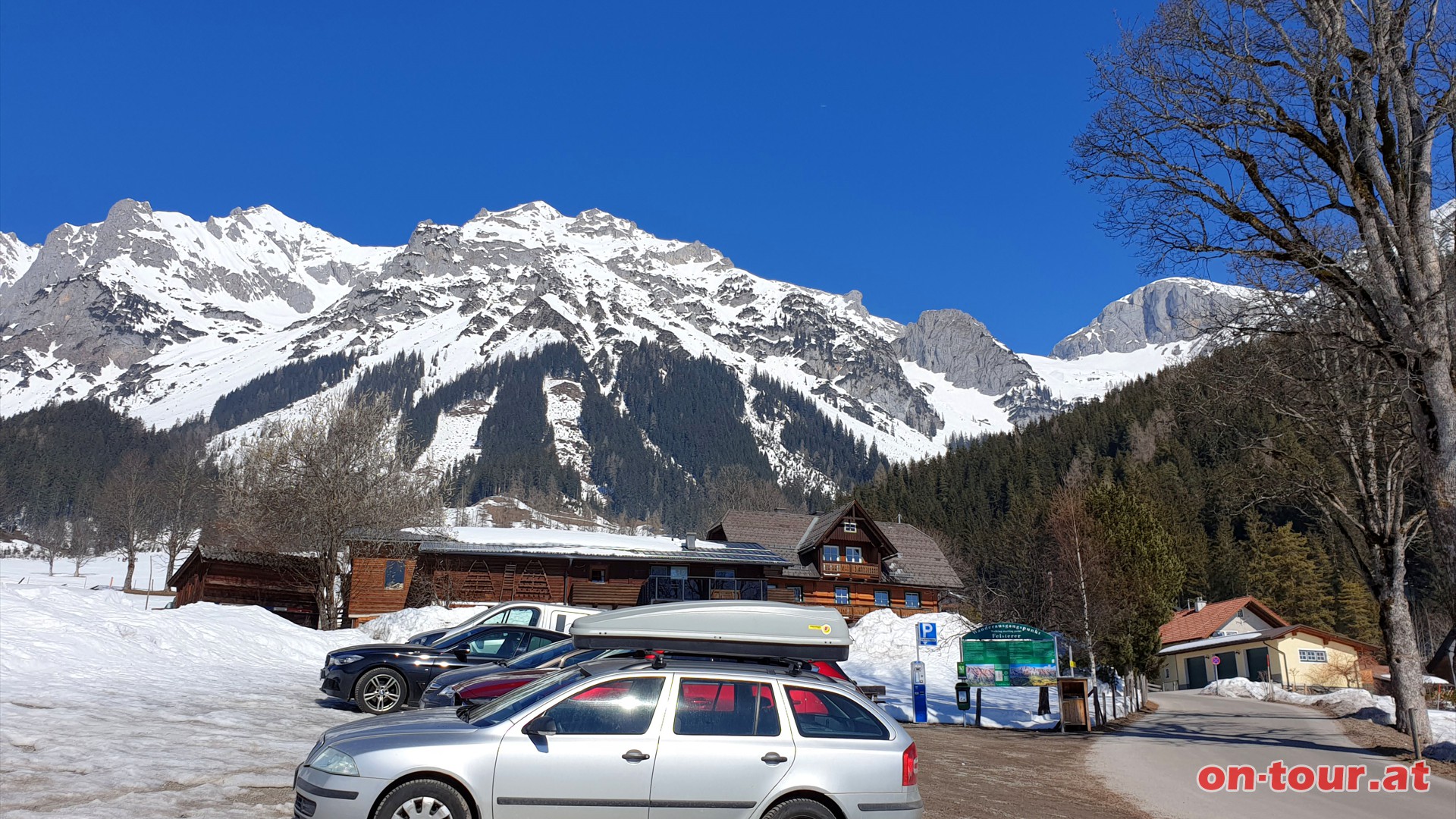 Tourstart; Parkplatz beim Feistererhof.