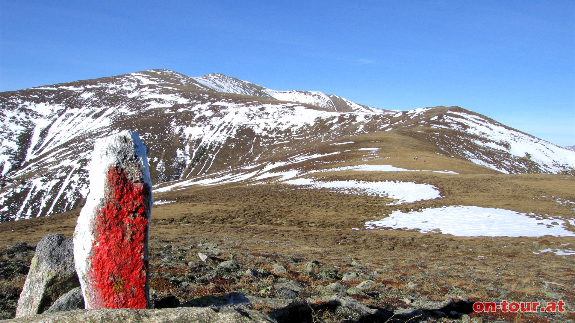 ber die Hochalm weiter. Immer den Bergrcken folgend.