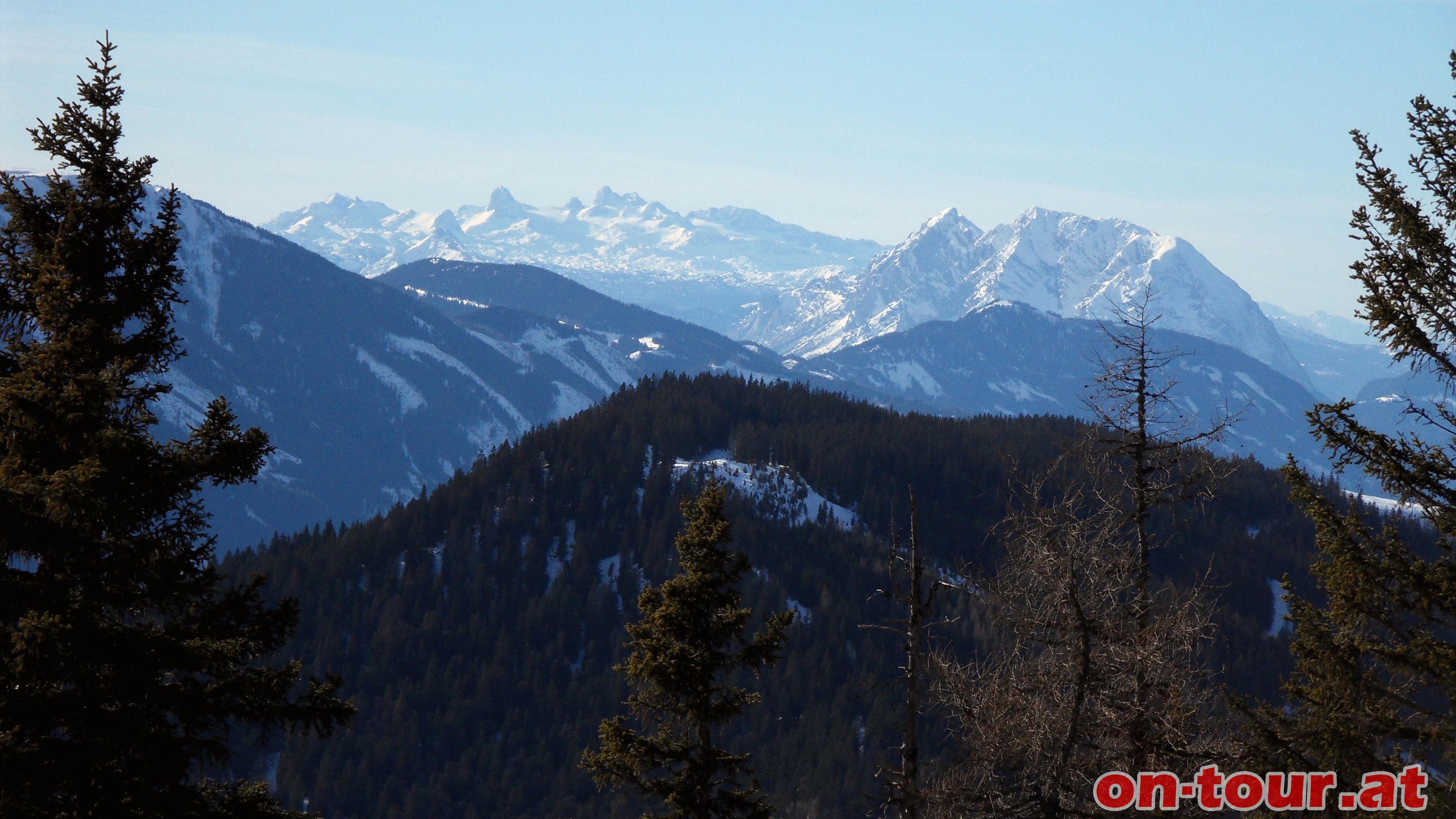 Rckfahrt bzw. Rckweg wie Aufstieg. Sogar der Dachstein und der Grimming im Ennstal sind noch zu sehen.