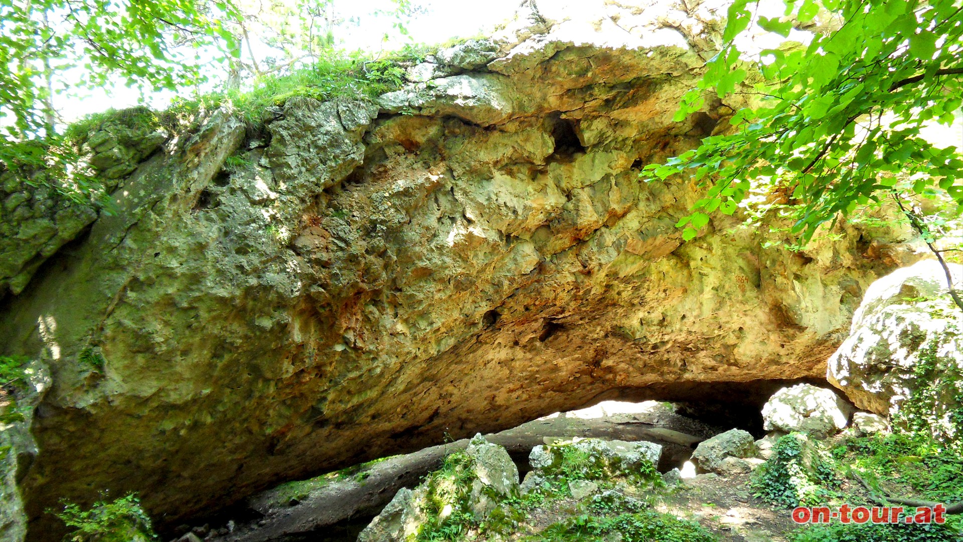 Das Naturdenkmal -Steinerner Stadl-; nach etwa 90 Minuten.