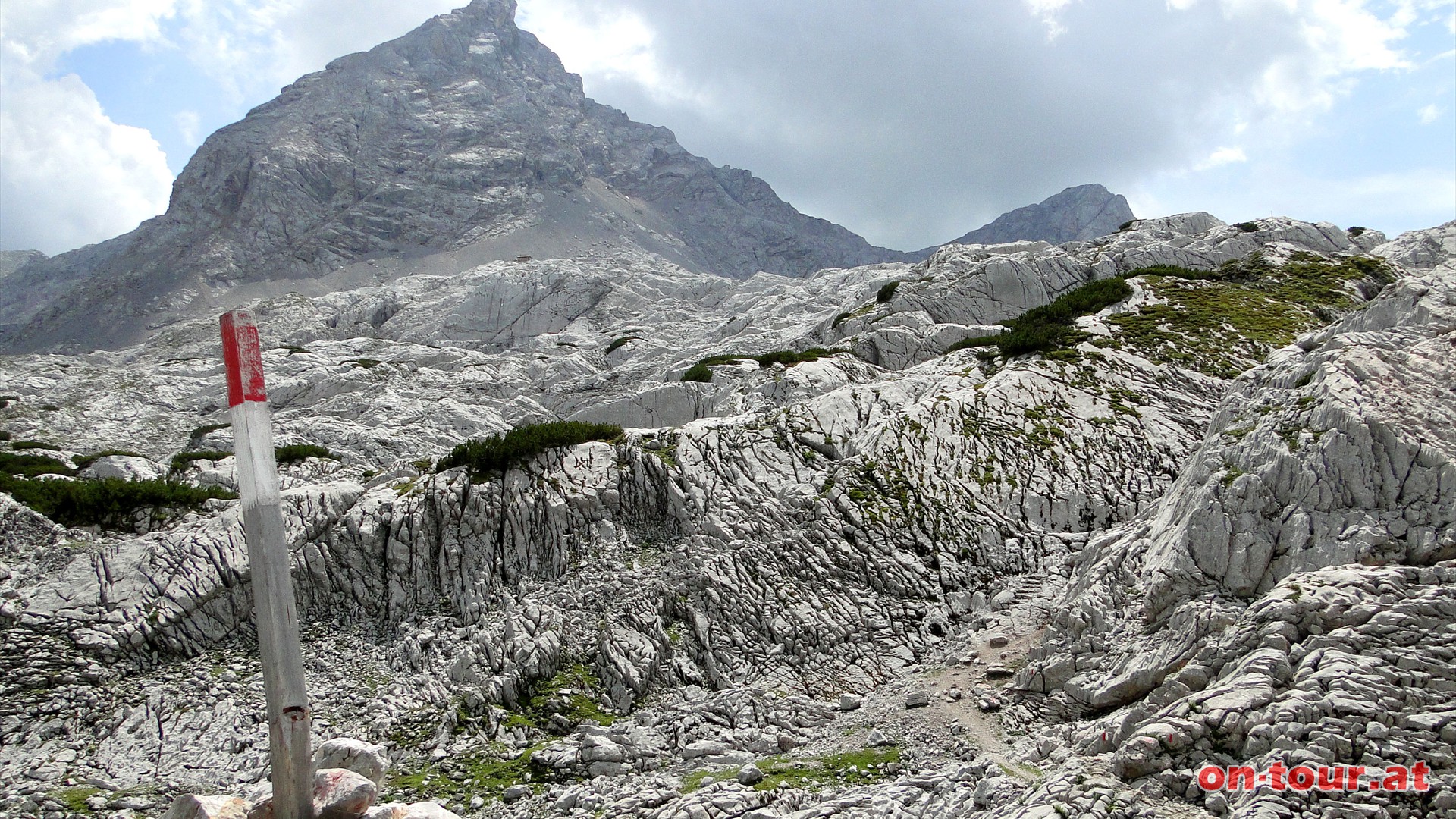 Die Schnfeldspitze im Sden.