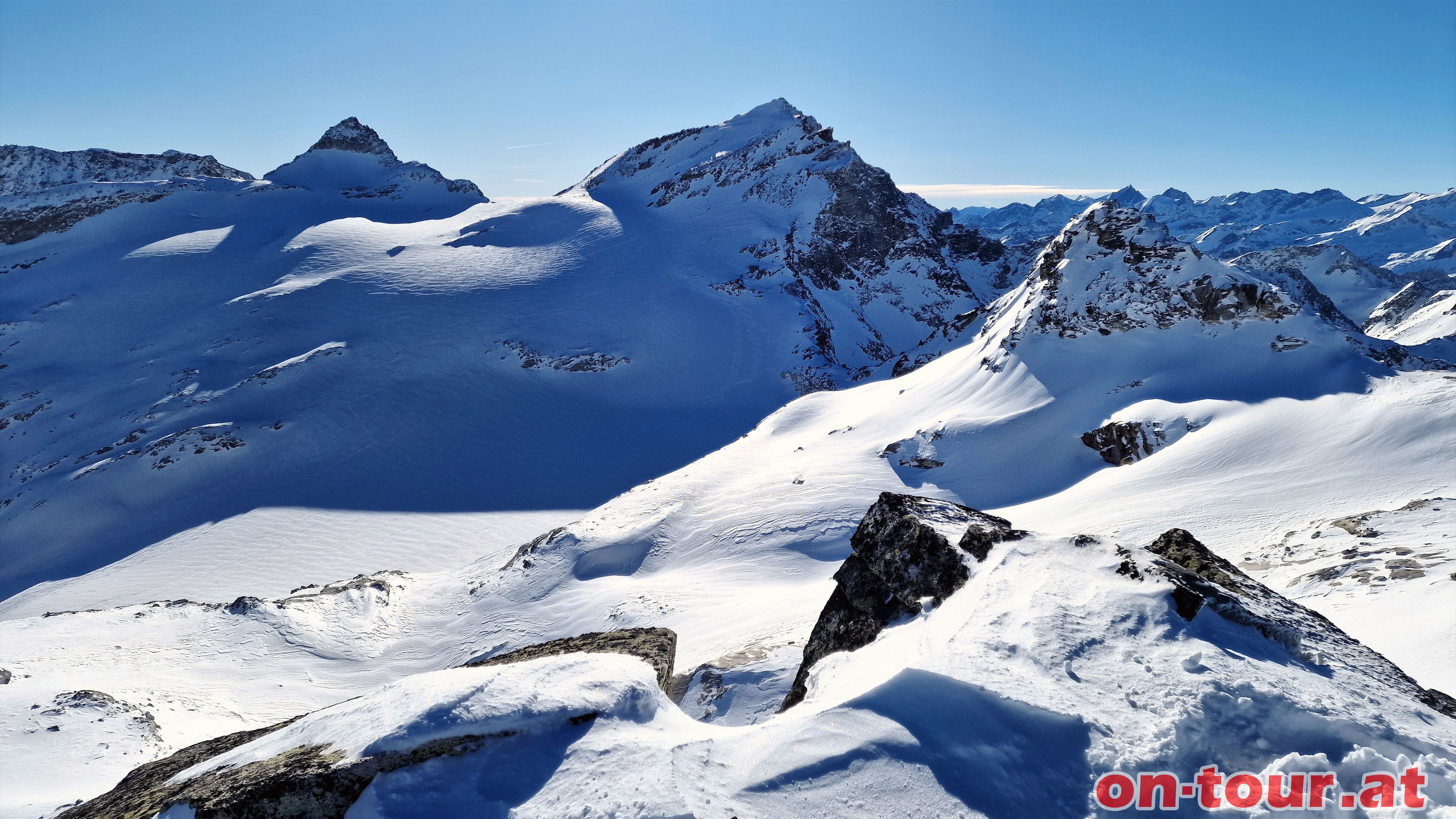 Hohe Frleg; im SW der Stubacher Sonnblick.