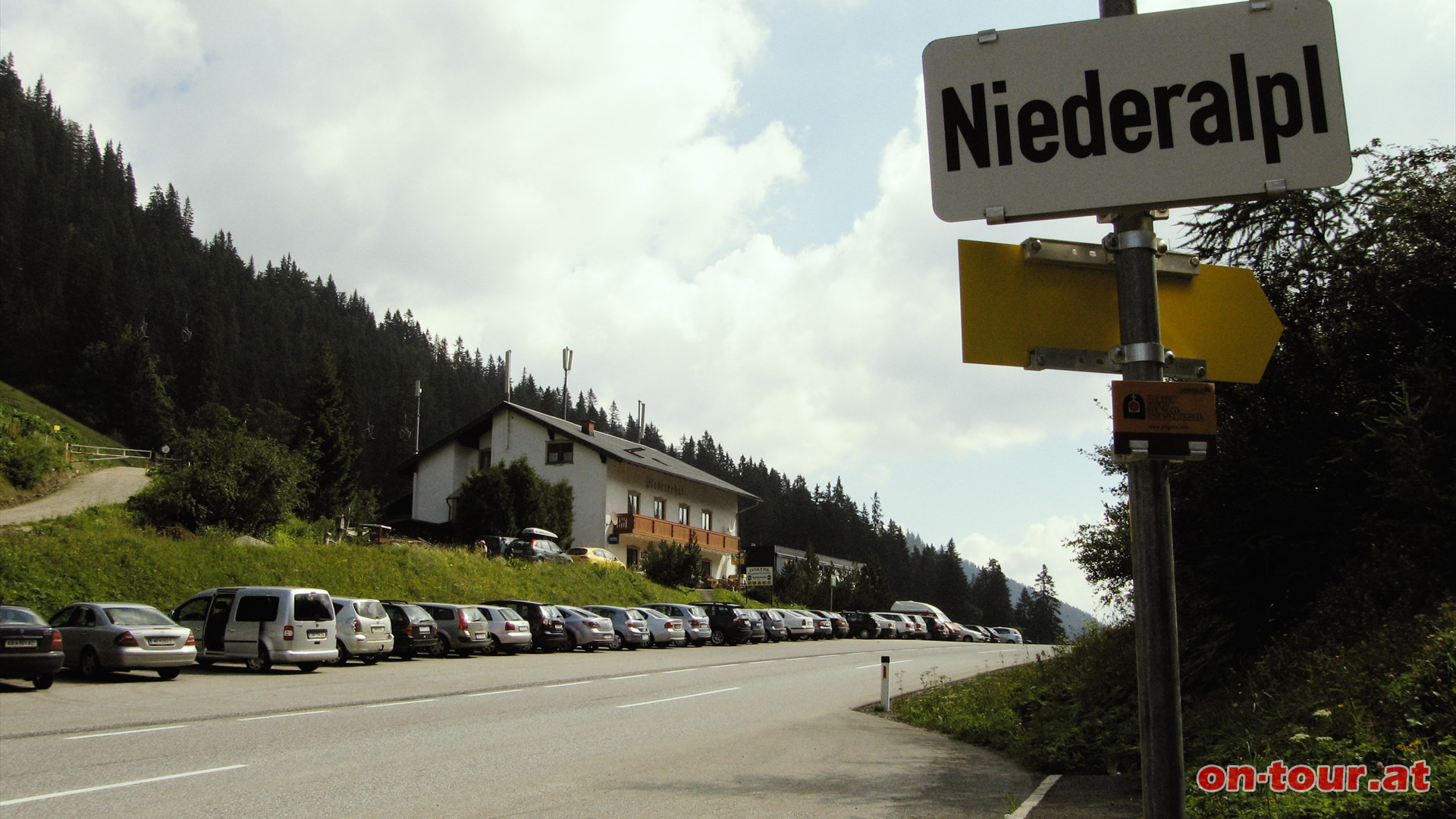 Tourstart auf der Niederalpl Passhhe.