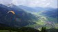 Von Tannheim mit der Gondelbahn bergauf zum Neunerkpfle auf knappe 1.900 m Seehhe. Blick nach Tannheim.