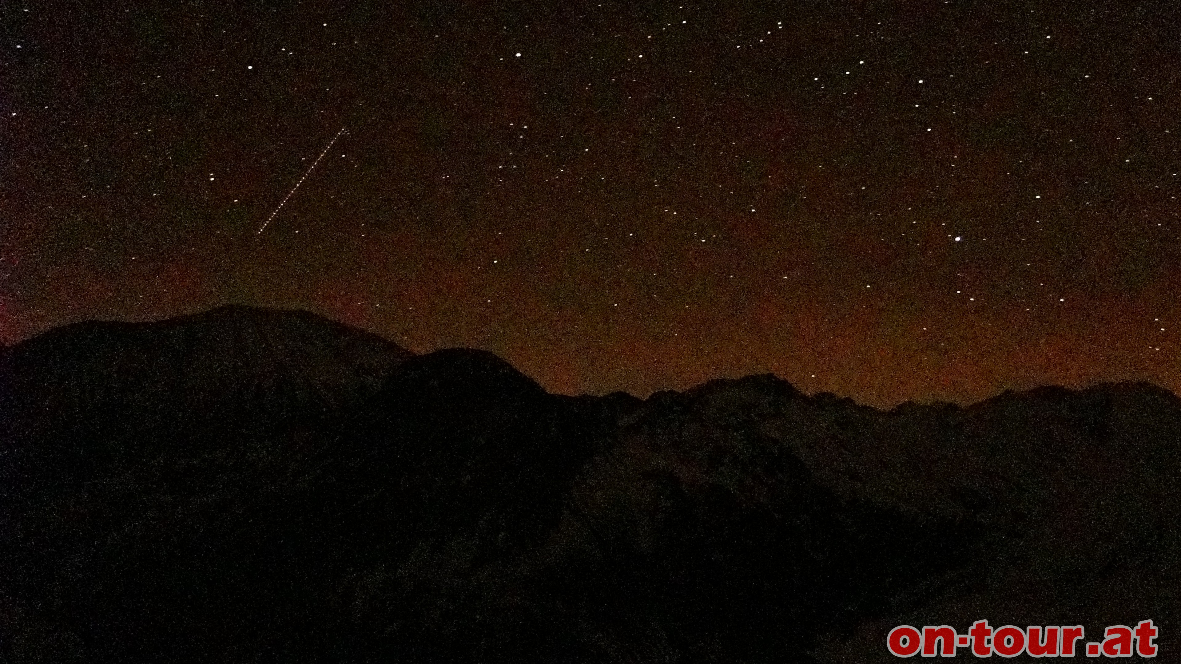 Eine himmlische, wunderbare und sternenklare Nacht legt sich ber das Riedingtal.