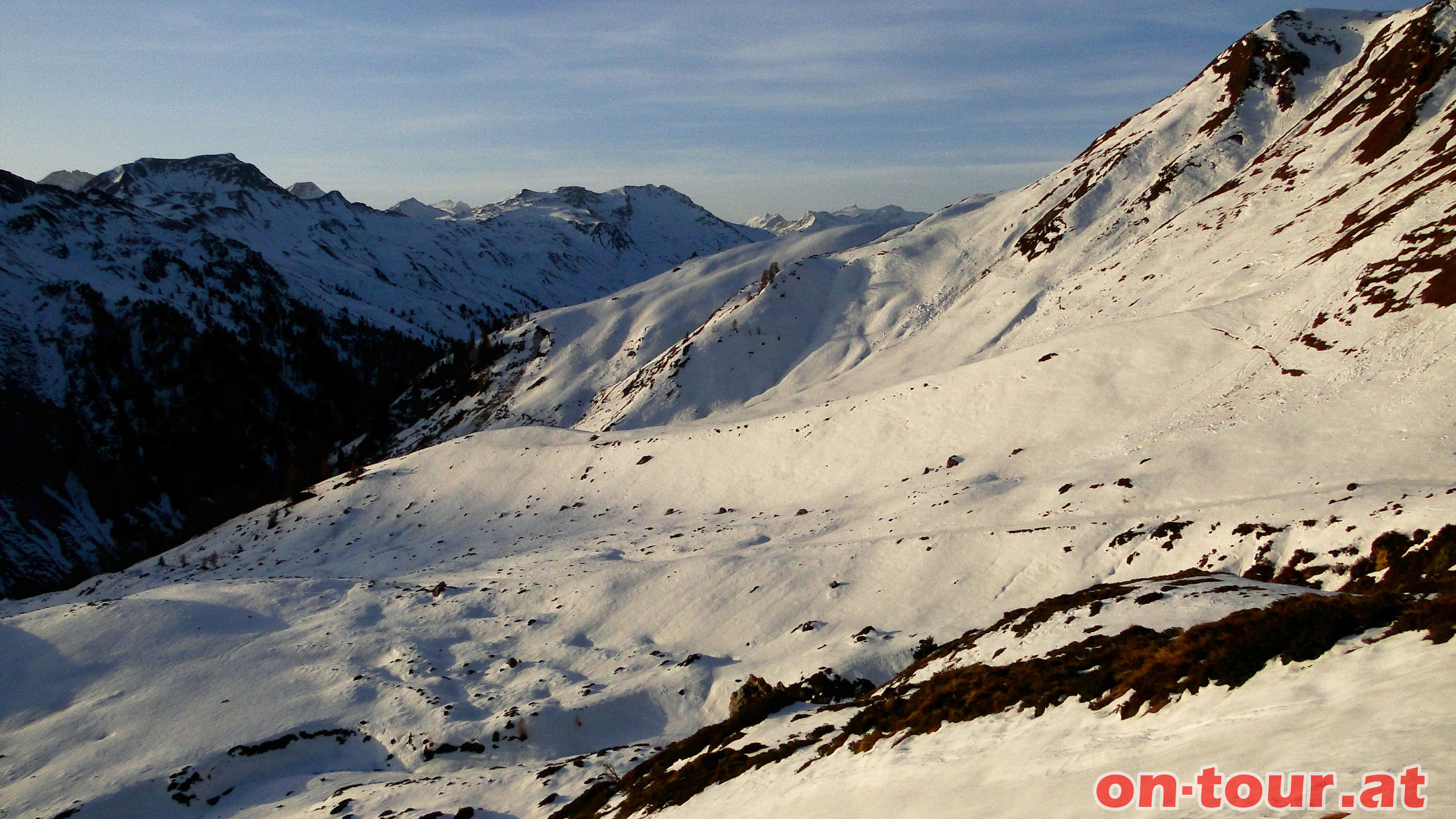 Nun ber die Obere-Elalm ca. 500 m hinunter ins Riedingtal.