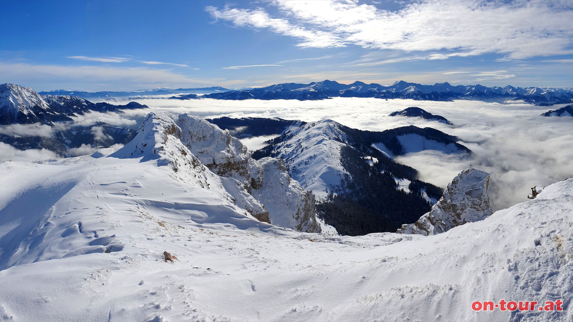 Wildfeld; SW-Panorama mit Liesingtal und Sekauer Tauern. Abfahrt wie Aufstieg.