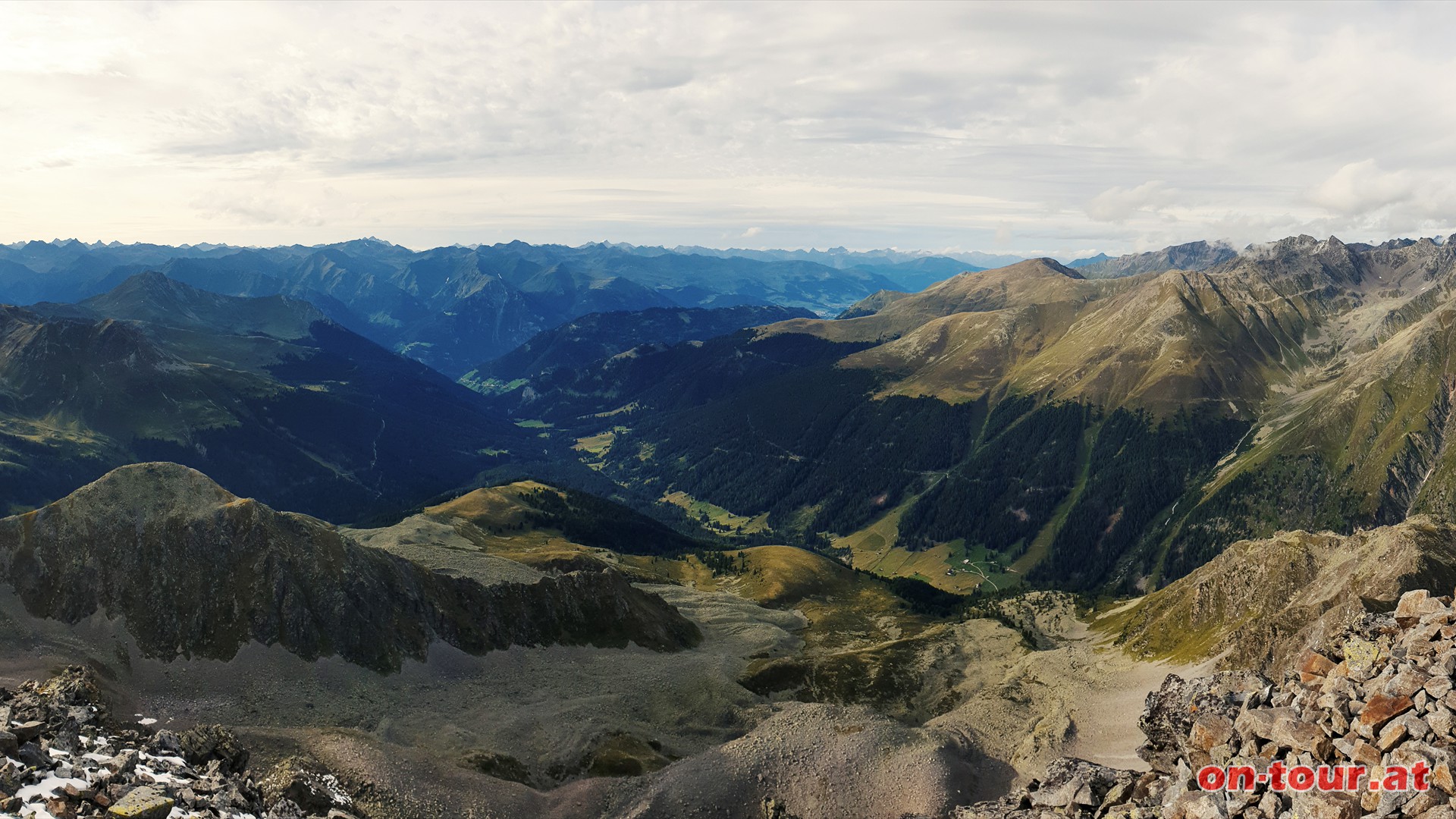 Wildnrderer; N-Panorama mit Radurschltal.